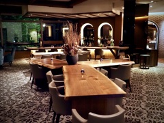 ラウンジ&バー「The Lodge」