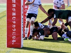 ゴール前50cmの攻防