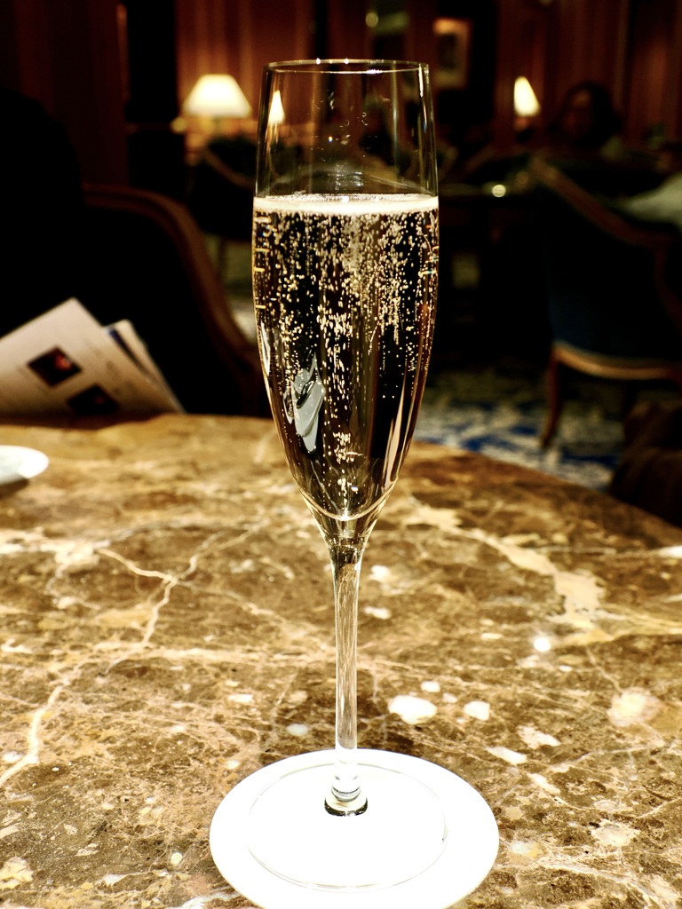 「酔撮(よいどれ)」往く2025に乾杯