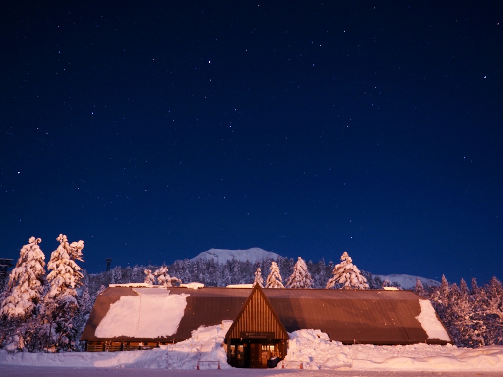 夜明け前の旭岳