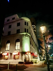 公園通りから撮るホテルニューグランド