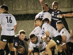 リーグ戦最終節・雨中のナイター