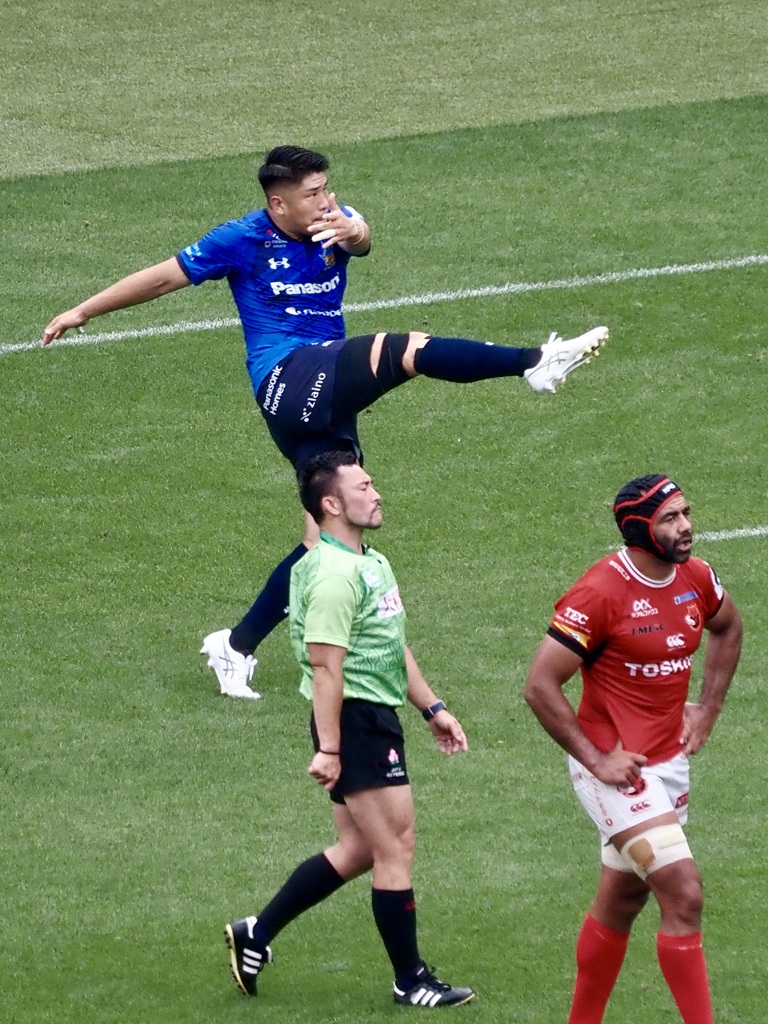 両雄並び立つ