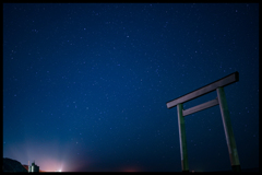 鳥居と星空
