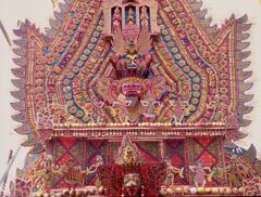 ブサキ寺院のオダラン