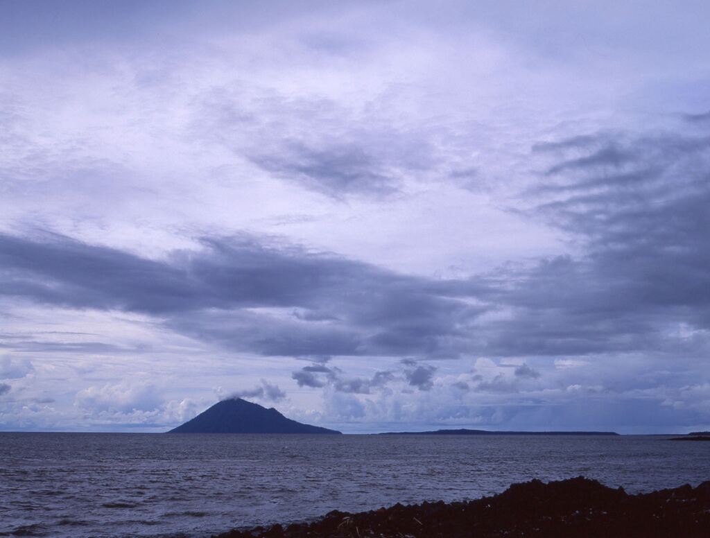 Manado Tua：マナド・トゥア島