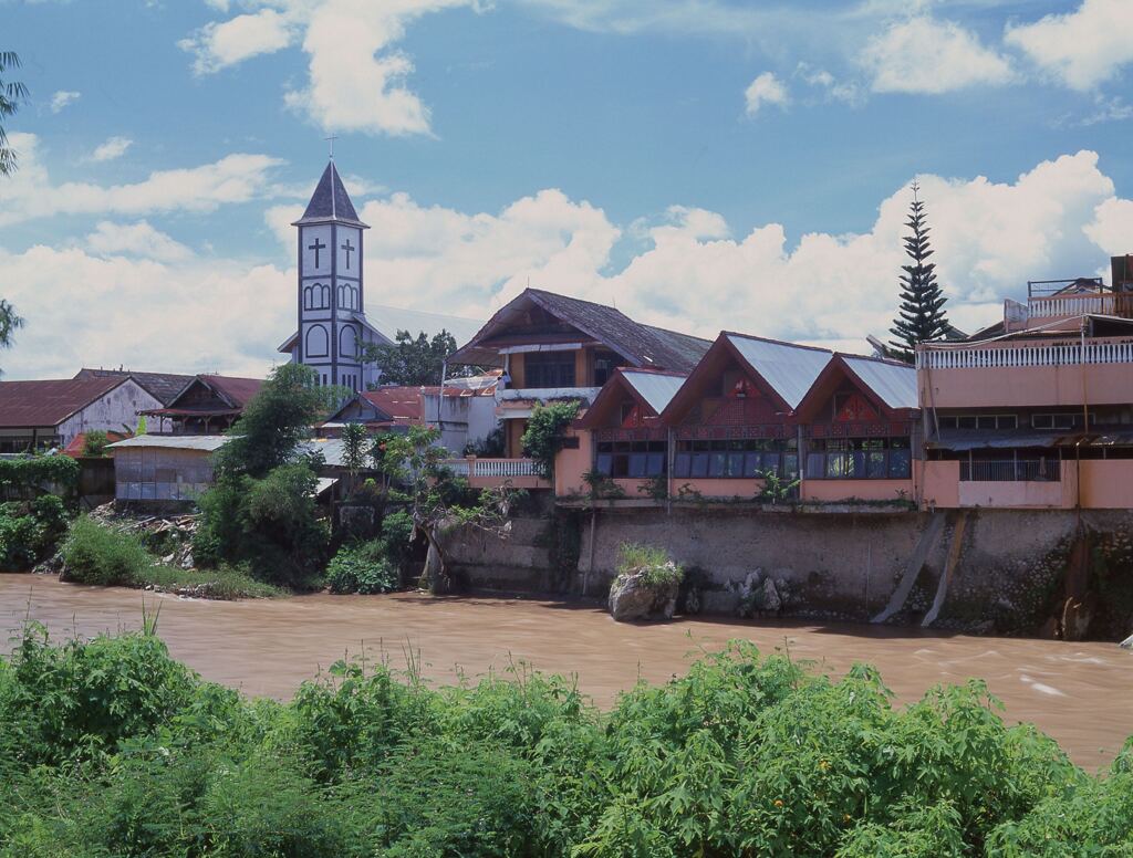 サダン川 (Sungai Sadan)