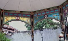 ステンドグラス