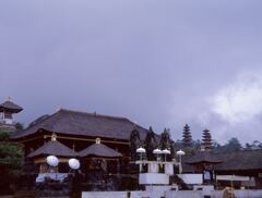 ブサキ寺院の祭礼