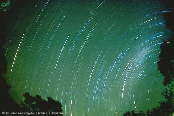 星の舞う夜