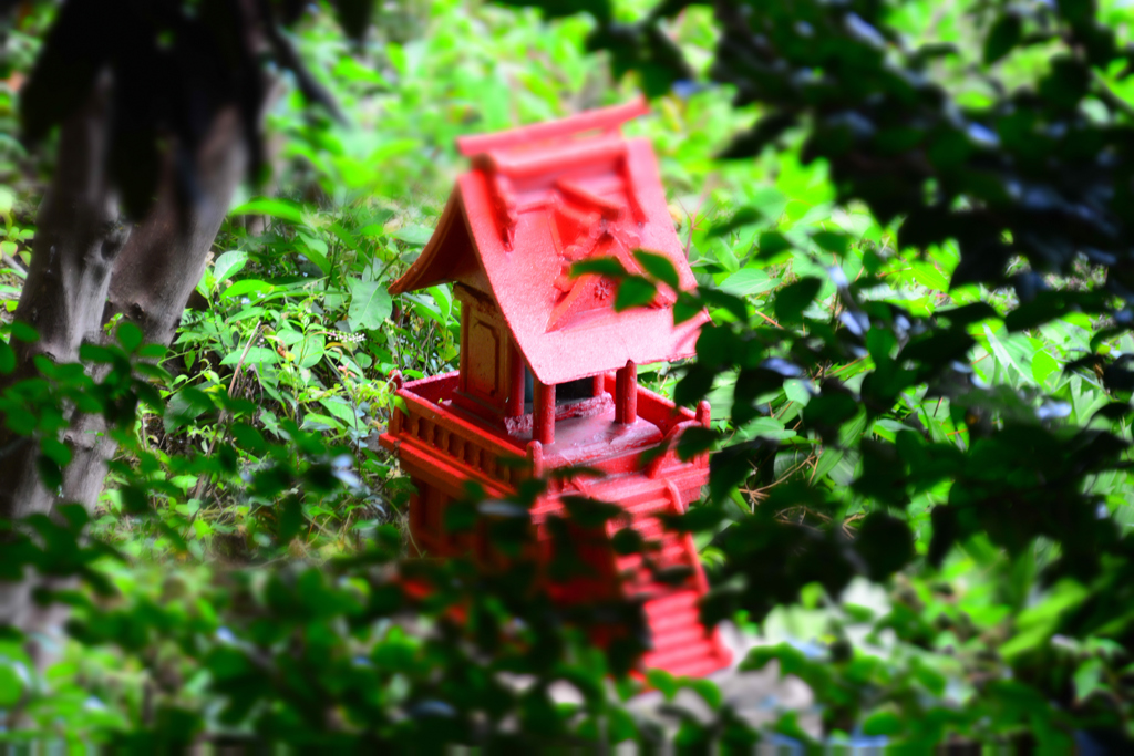 堂山 小さな祠