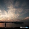 朝の港