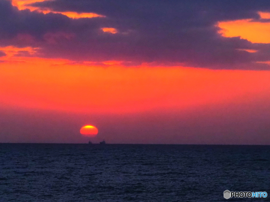 海辺の太陽