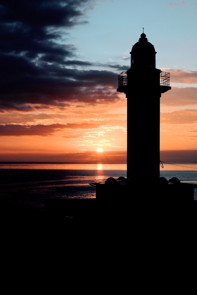 灯台から望む夕陽