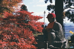 紅葉とお地蔵様