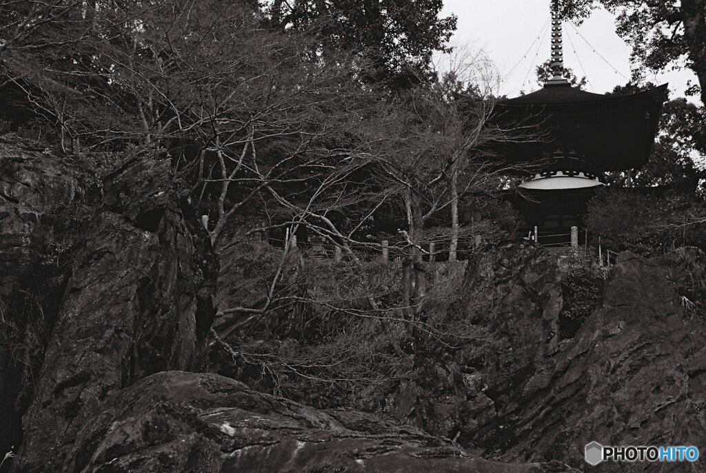 岩のお寺