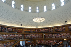 ストックホルム市立図書館１