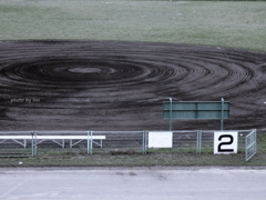 ２