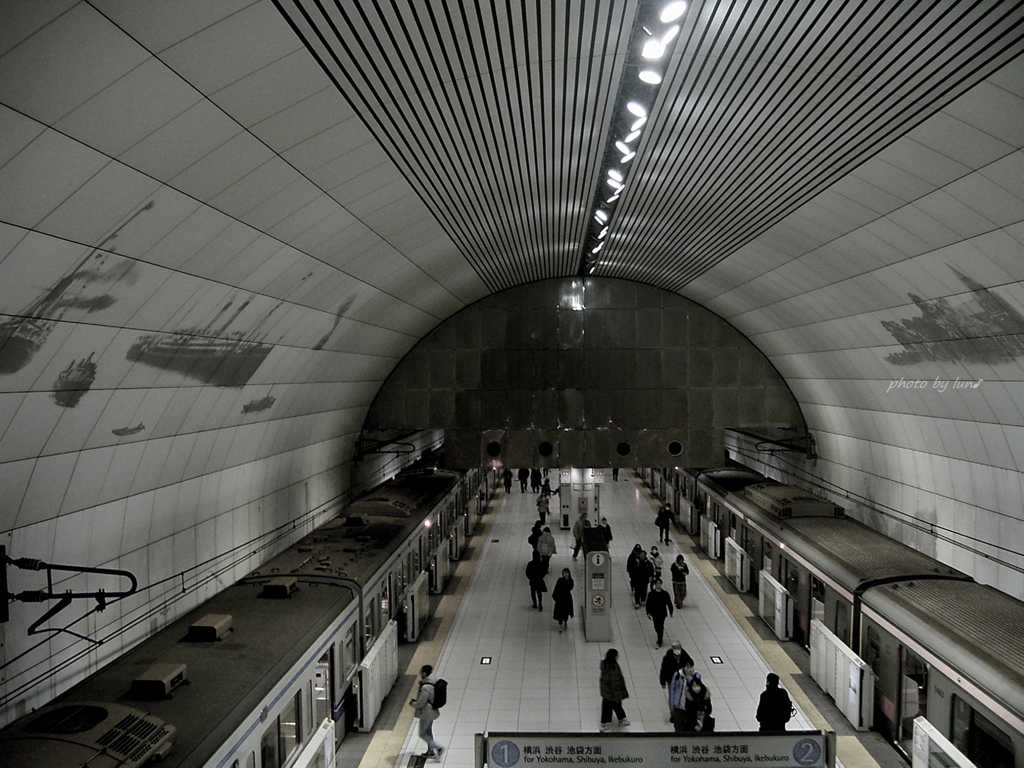 地下鉄に乗って