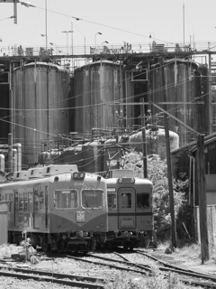 銚子電鉄 仲ノ町車庫と醤油工場