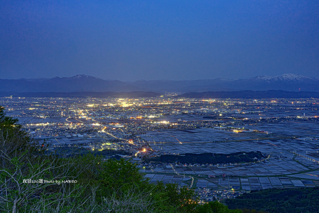 日本の夜景100選No.28 弥彦山