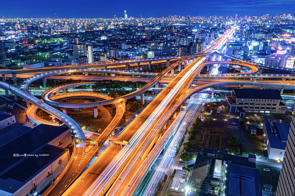 日本の夜景100選No.16 東大阪市役所