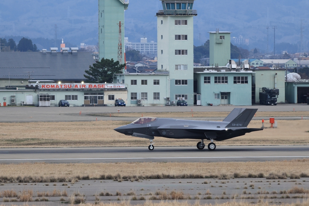 小松基地 F-35A新配備 3/3機 到着