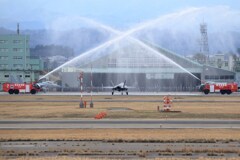 小松基地 F-35A新配備 １/3機 歓迎放水②