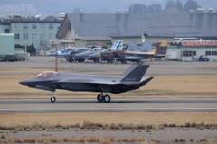 小松基地 F-35A新配備 １/3機 到着