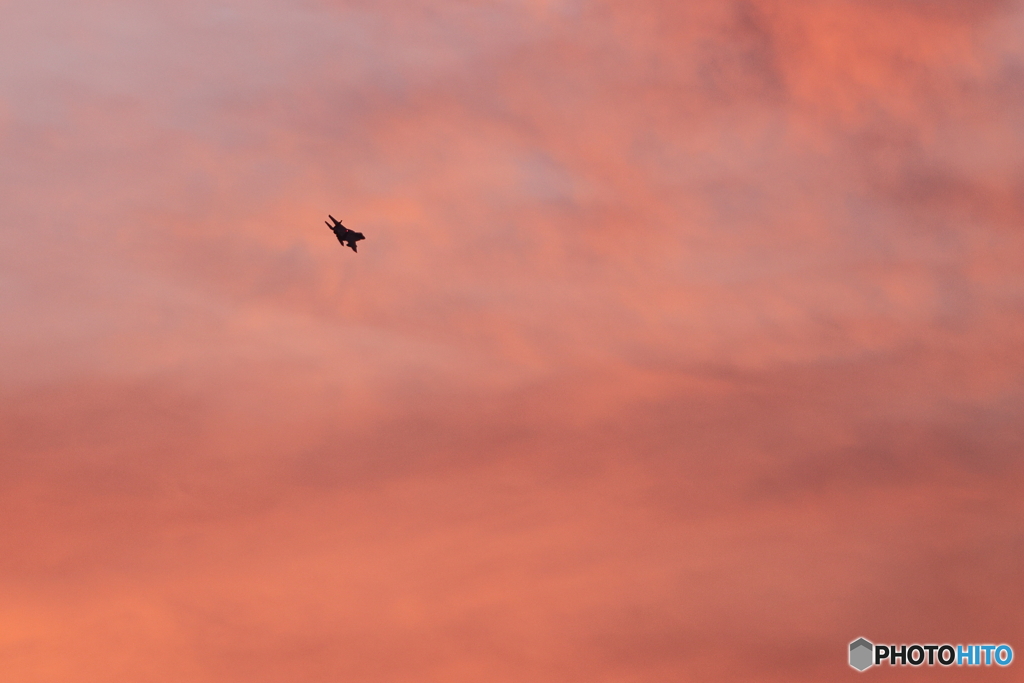 夕焼けのF15