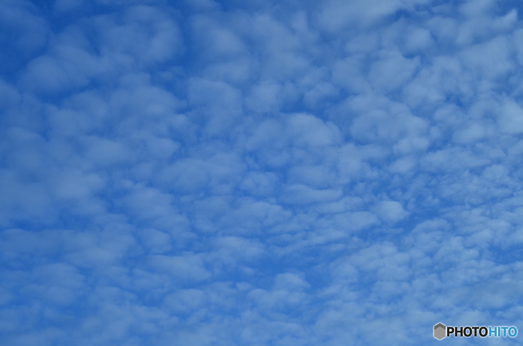 休日の雲