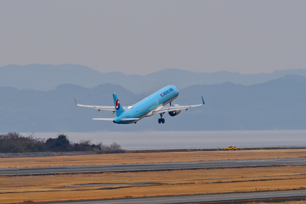 KOREANAIR TAKEOFF
