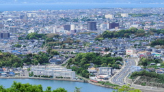 国鉄色の走る街