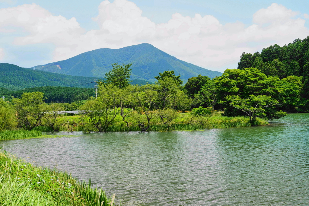 梅雨の晴れ間の山間～２