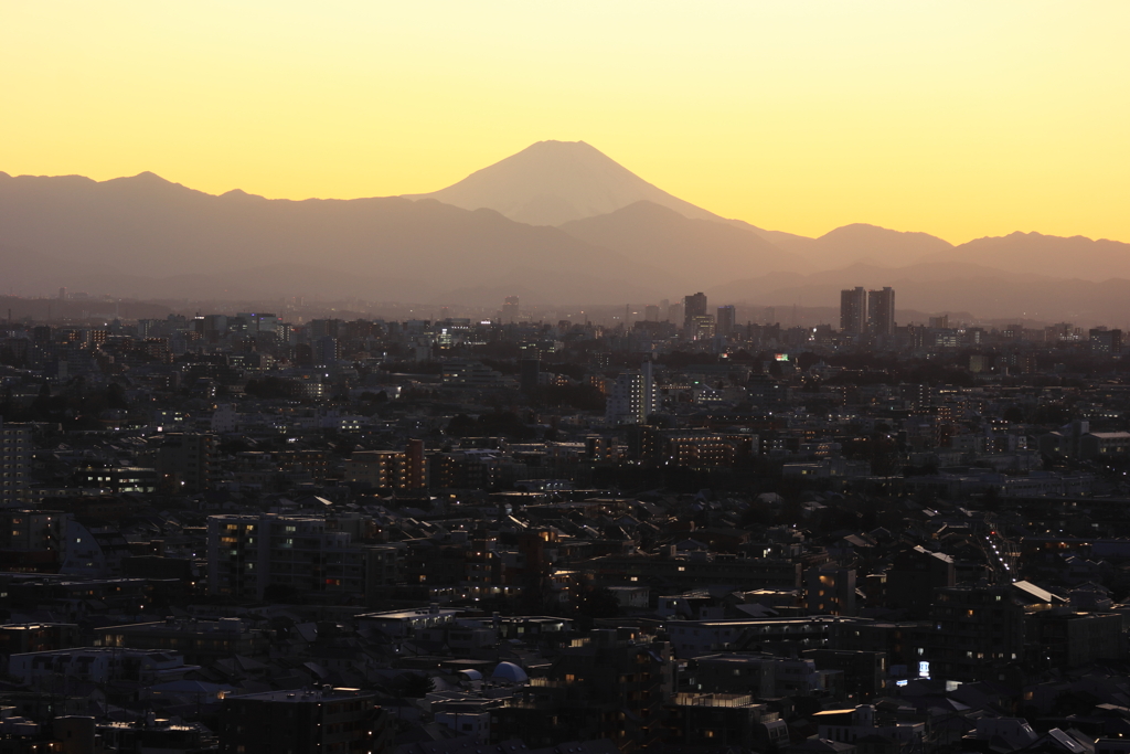 夕暮れの富士山