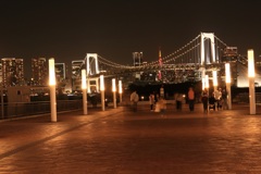 夜のレインボーブリッジ