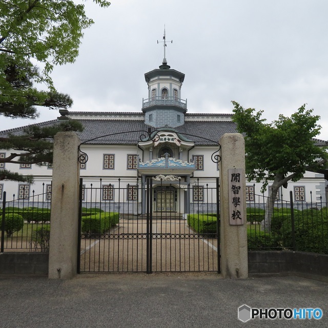松本「旧開智学校」