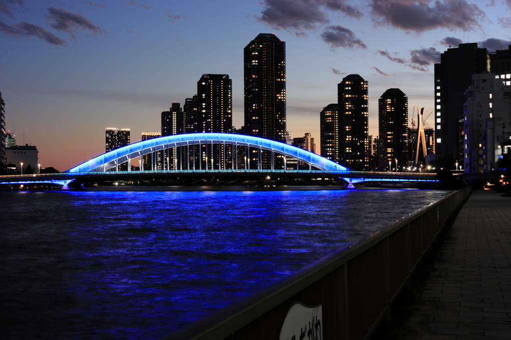 黄昏の永代橋