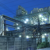 夜の工場地帯