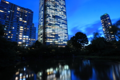 都会の中の庭園