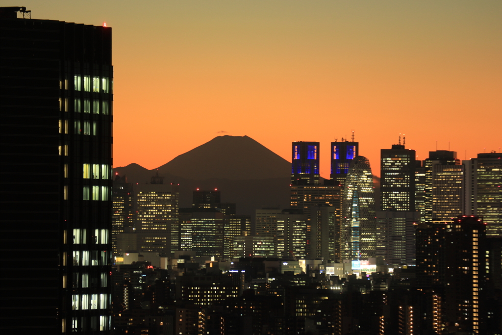 夕暮れの富士