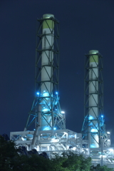 夜の工場地帯