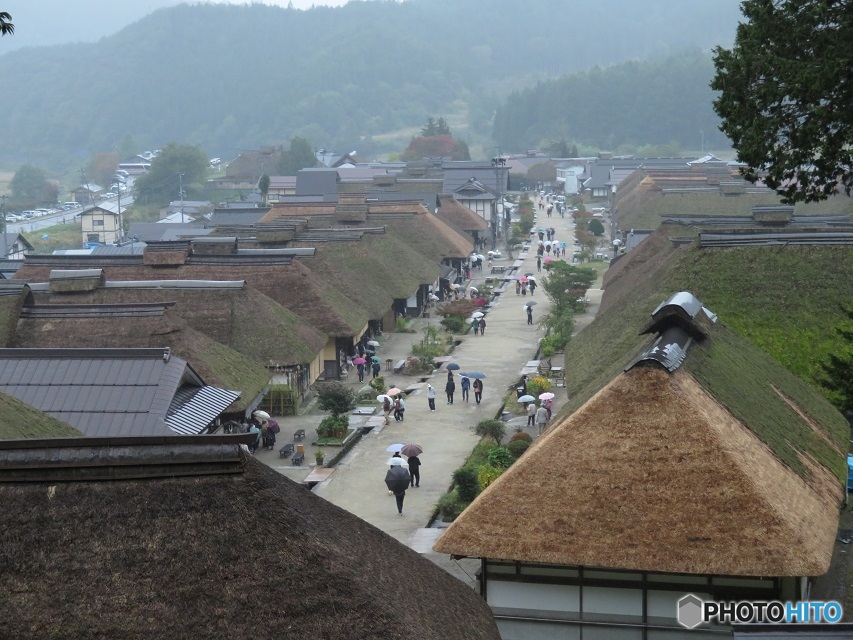 雨の大内宿（福島県）