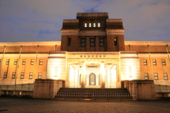 夜の上野公園‐国立科学博物館