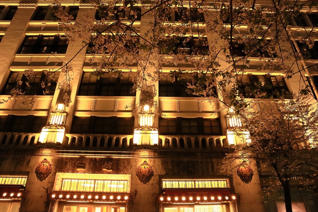 三越の桜