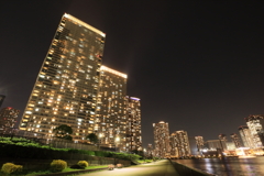 夜の運河