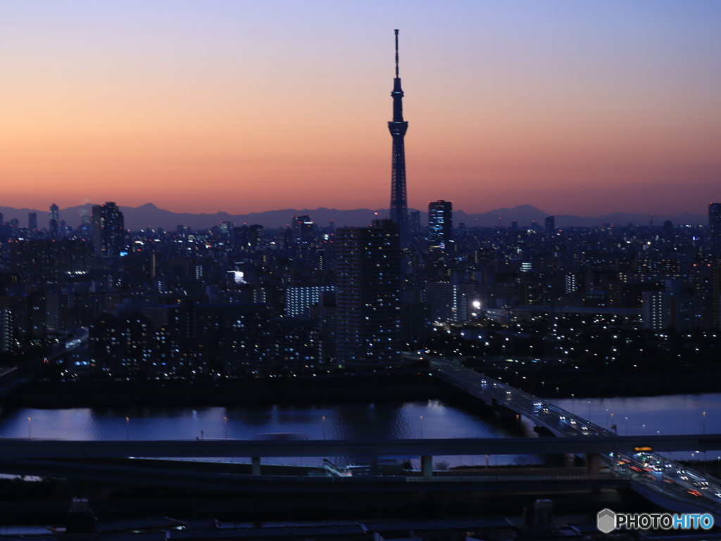 黄昏の東京