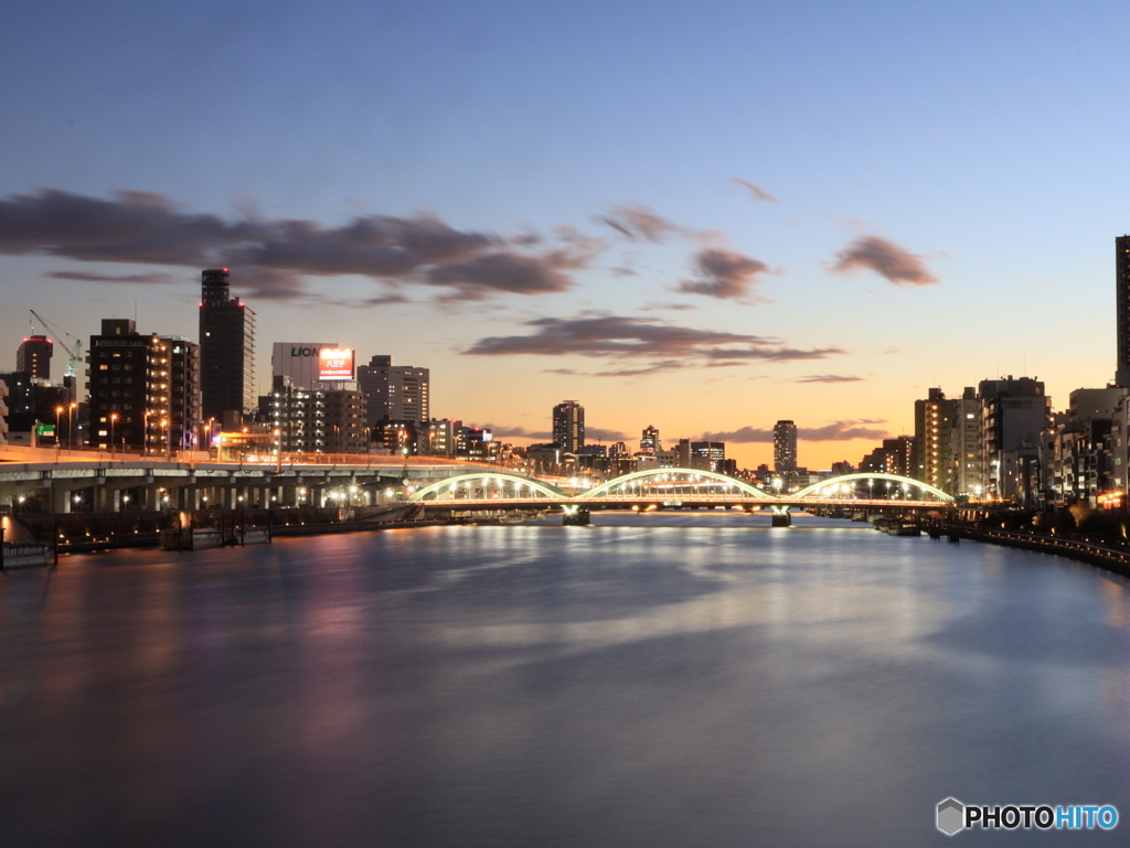 駒形橋からの風景―厩橋ライトアップと夕景