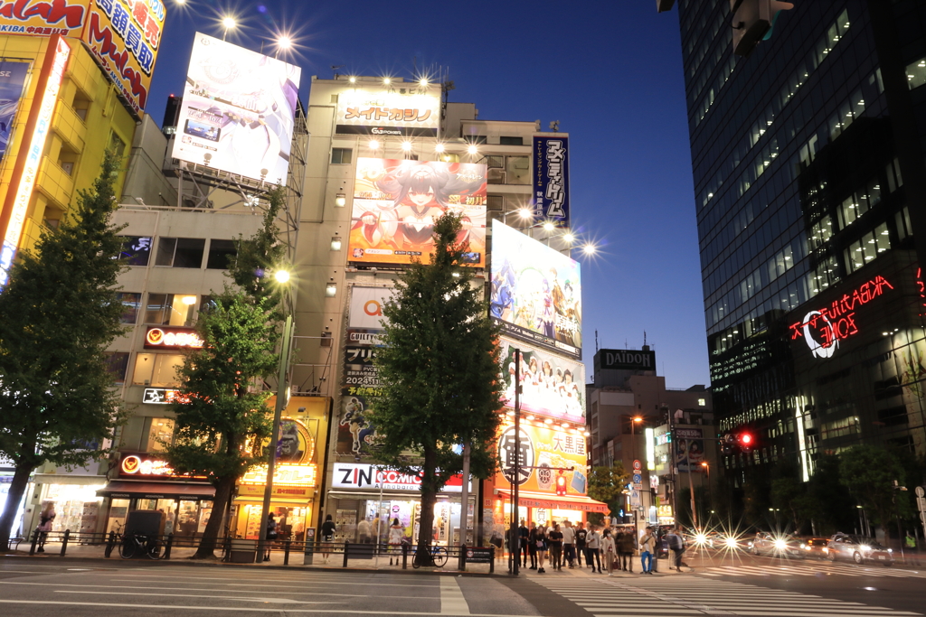 秋葉原