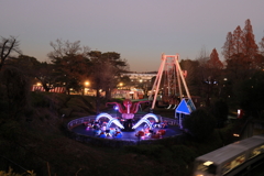 夜の遊園地